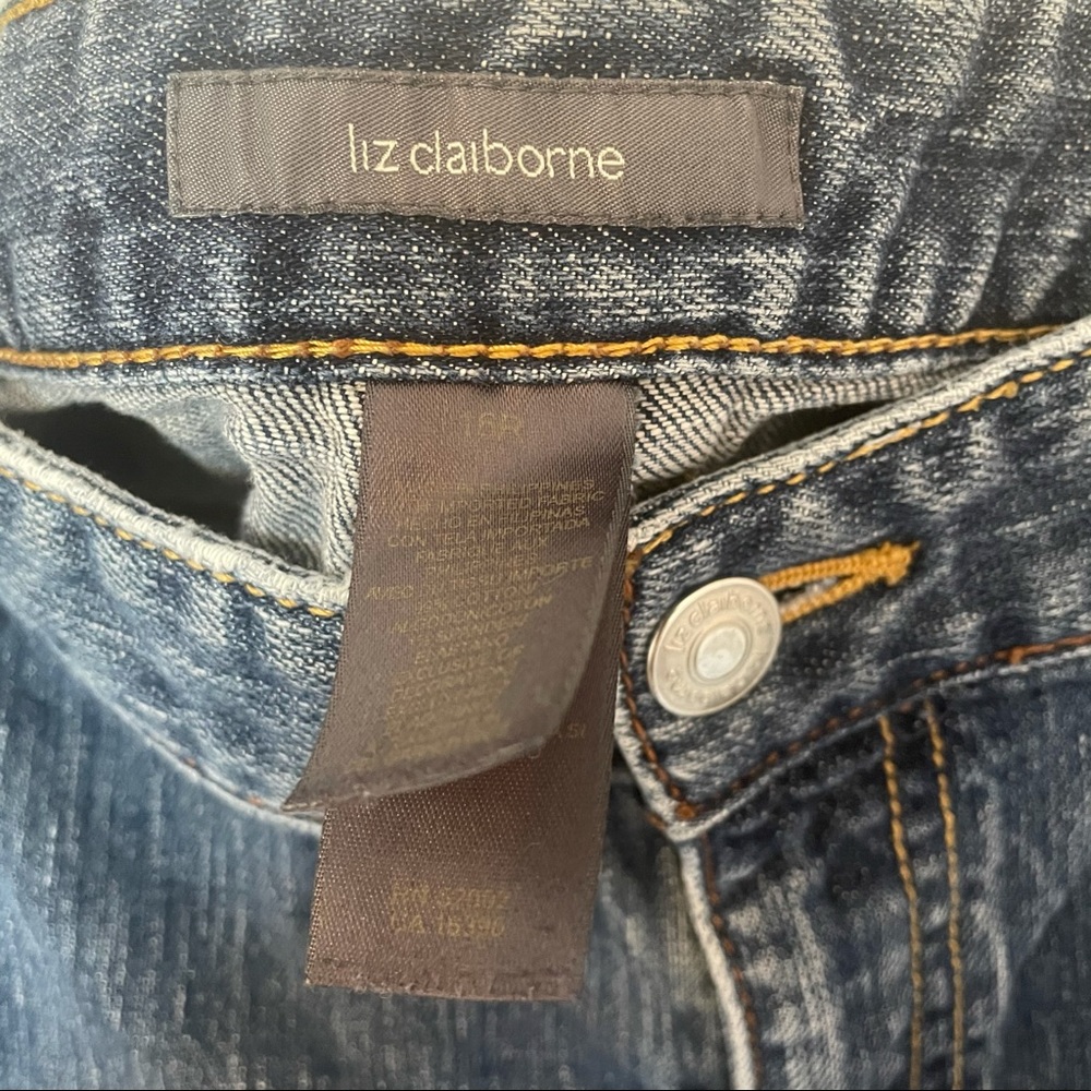 Liz Claiborne Women’s Denim Jeans - Picture 3 of 8